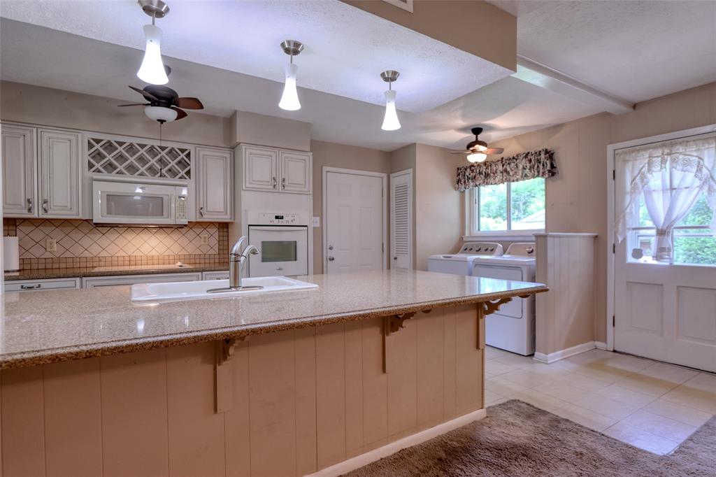 938 Nature Drive Property Photo 14