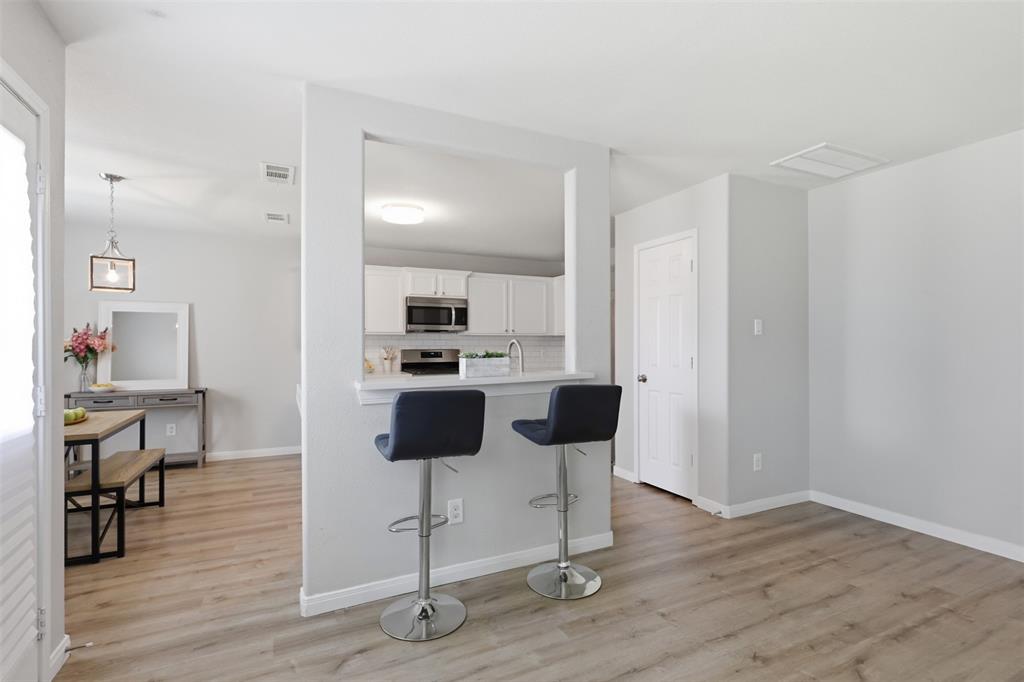 612 Lazy Crest Drive Property Photo 12