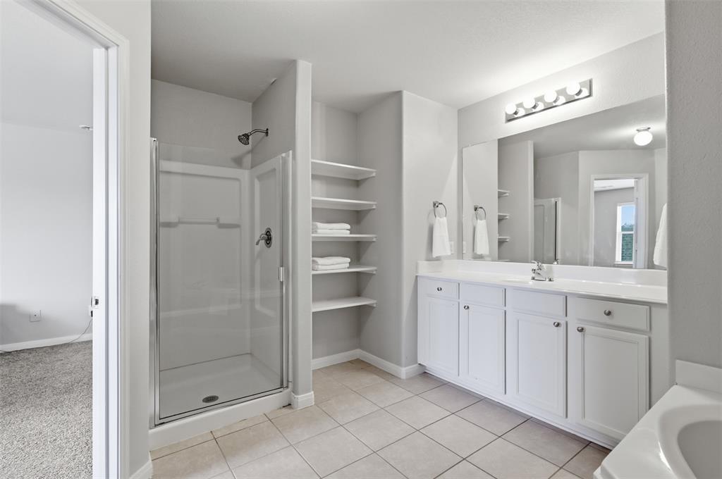 612 Lazy Crest Drive Property Photo 25