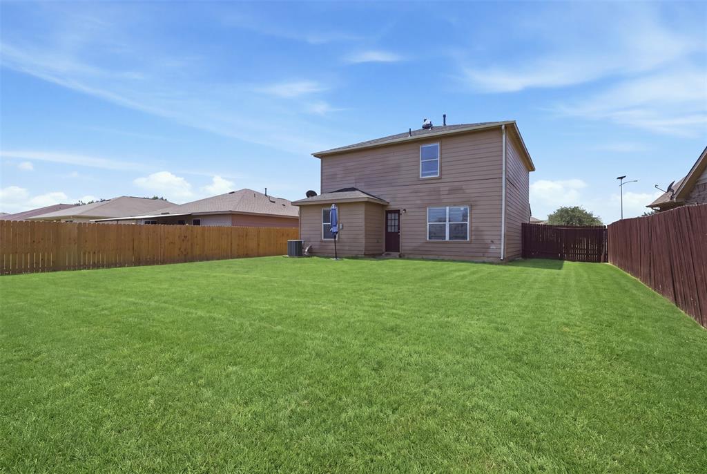 612 Lazy Crest Drive Property Photo 33