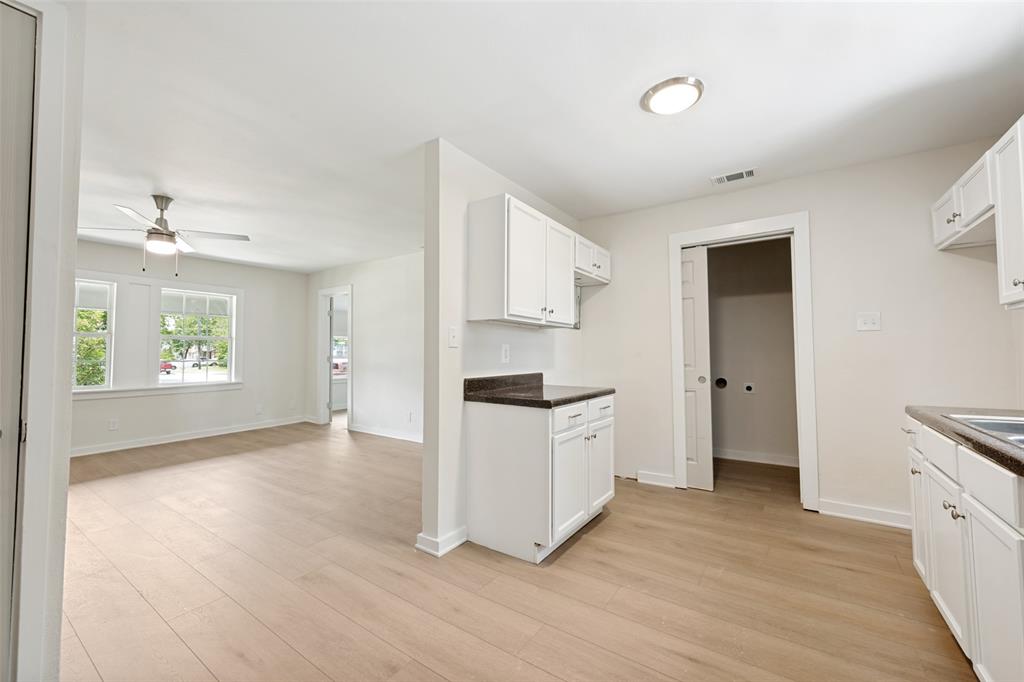 4401 Forbes Street Property Photo 7