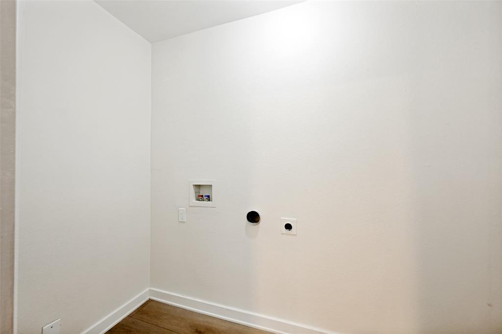 4401 Forbes Street Property Photo 12