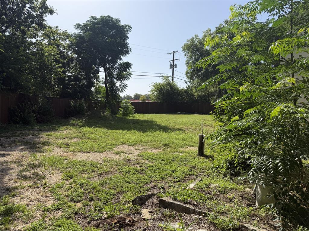 103 S Walnut Street Property Photo 7