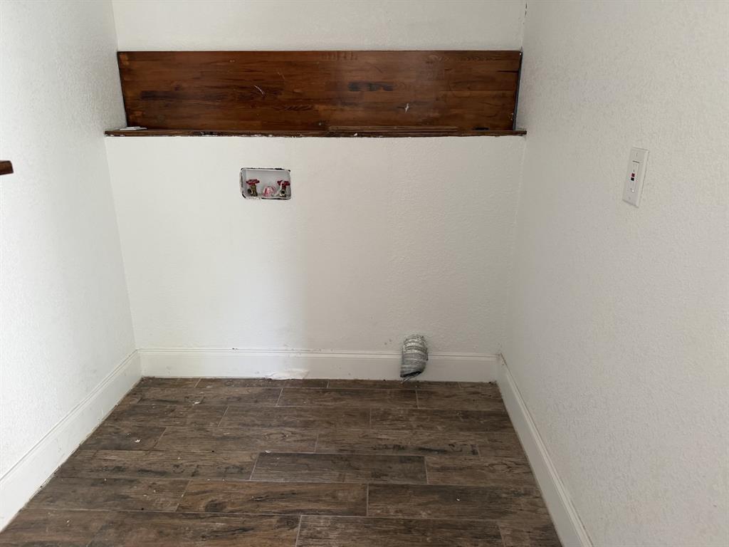103 S Walnut Street Property Photo 17