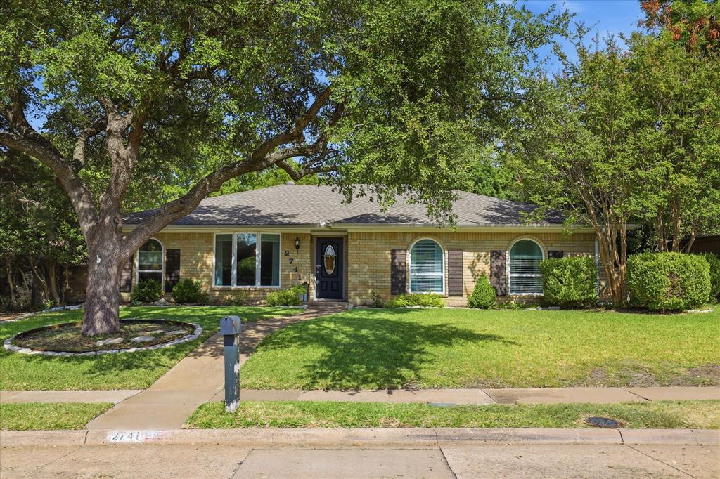 2741 S Cypress Circle Property Photo 1