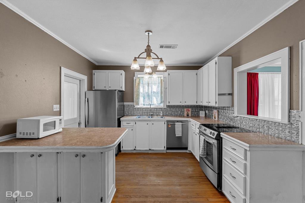 171 Archer Avenue Property Photo 13