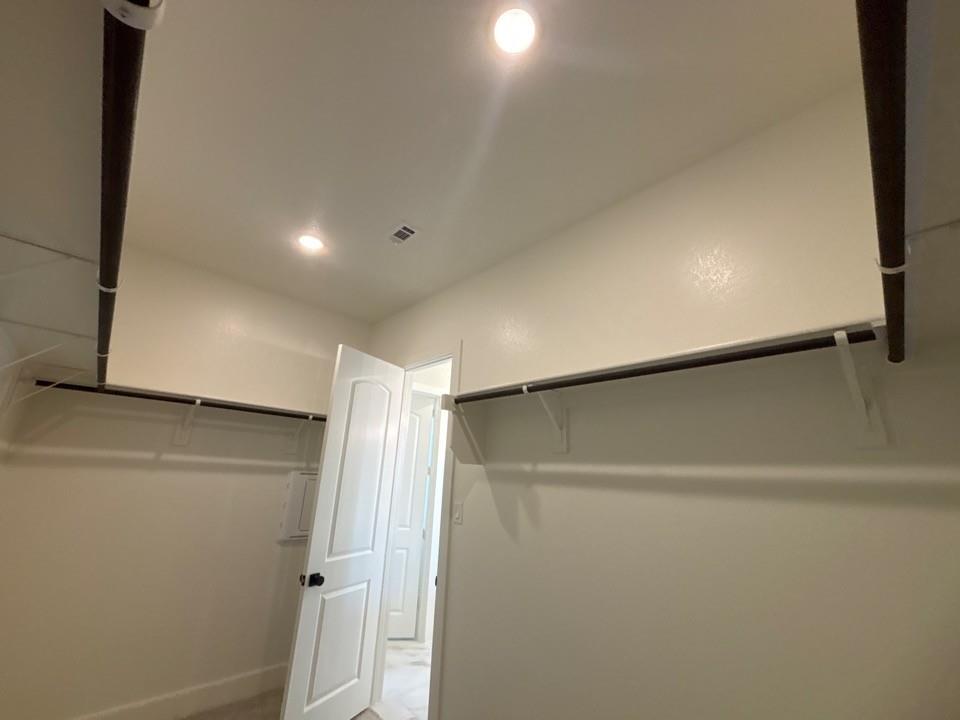 703 Water Side Drive Property Photo 12