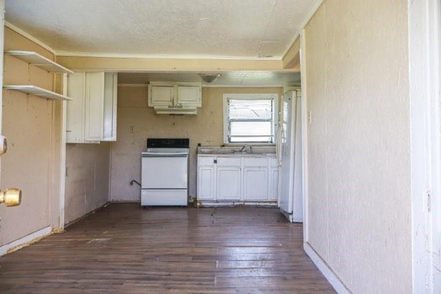 1821 Johnson Property Photo 8