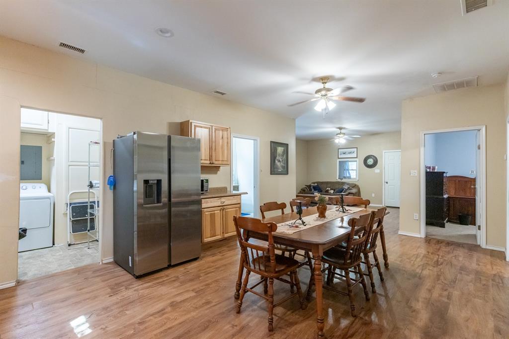 832 Peyton Street Property Photo 12