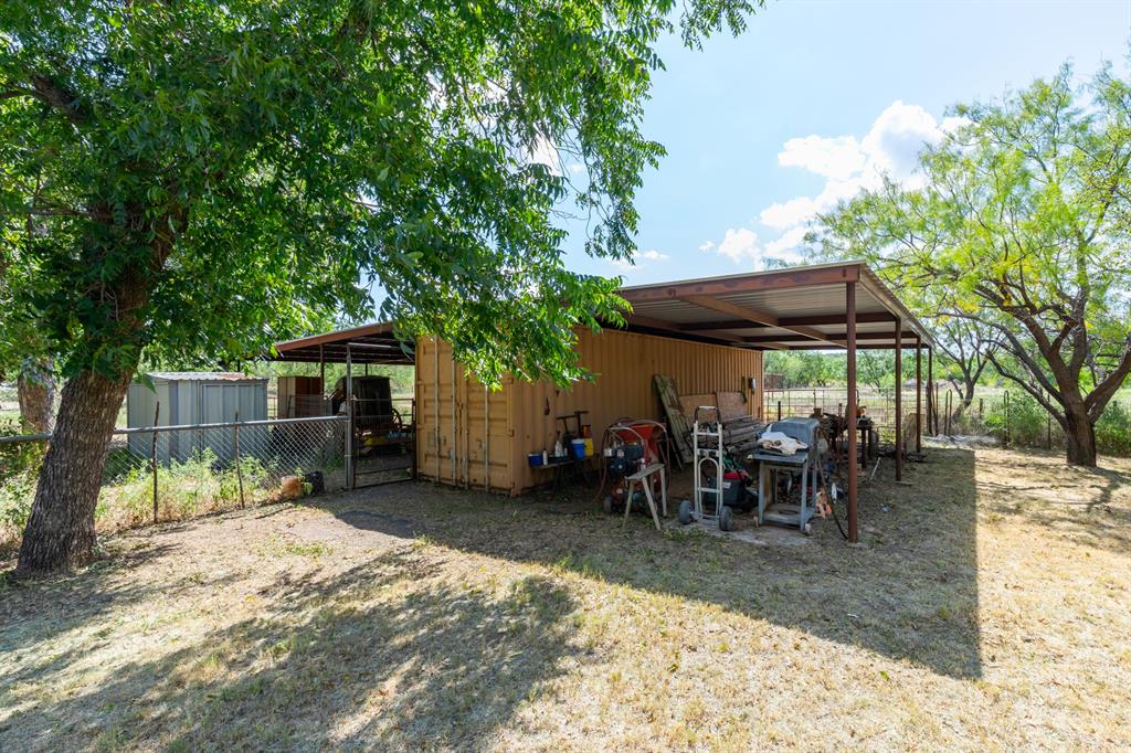 832 Peyton Street Property Photo 27