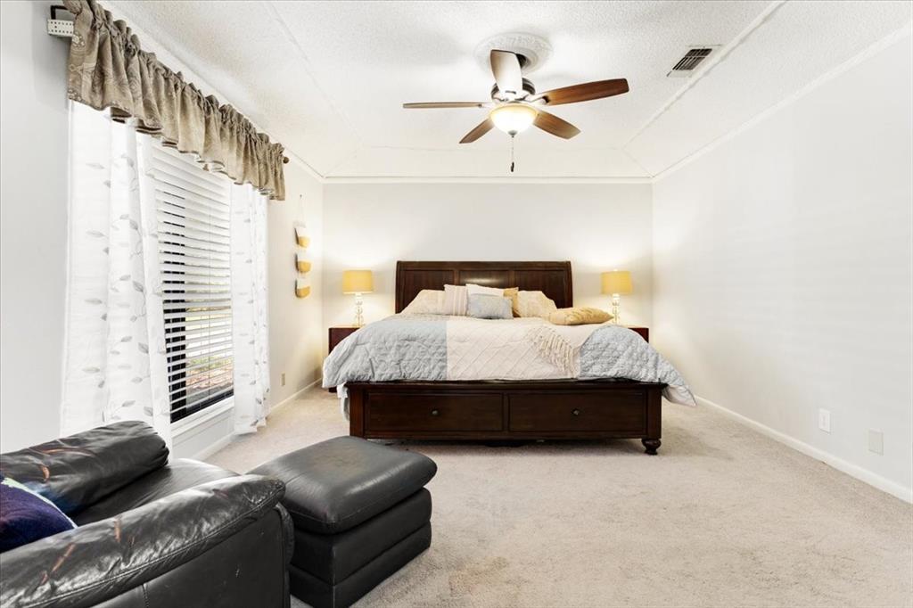 110 Bois D Arc Street Property Photo 34