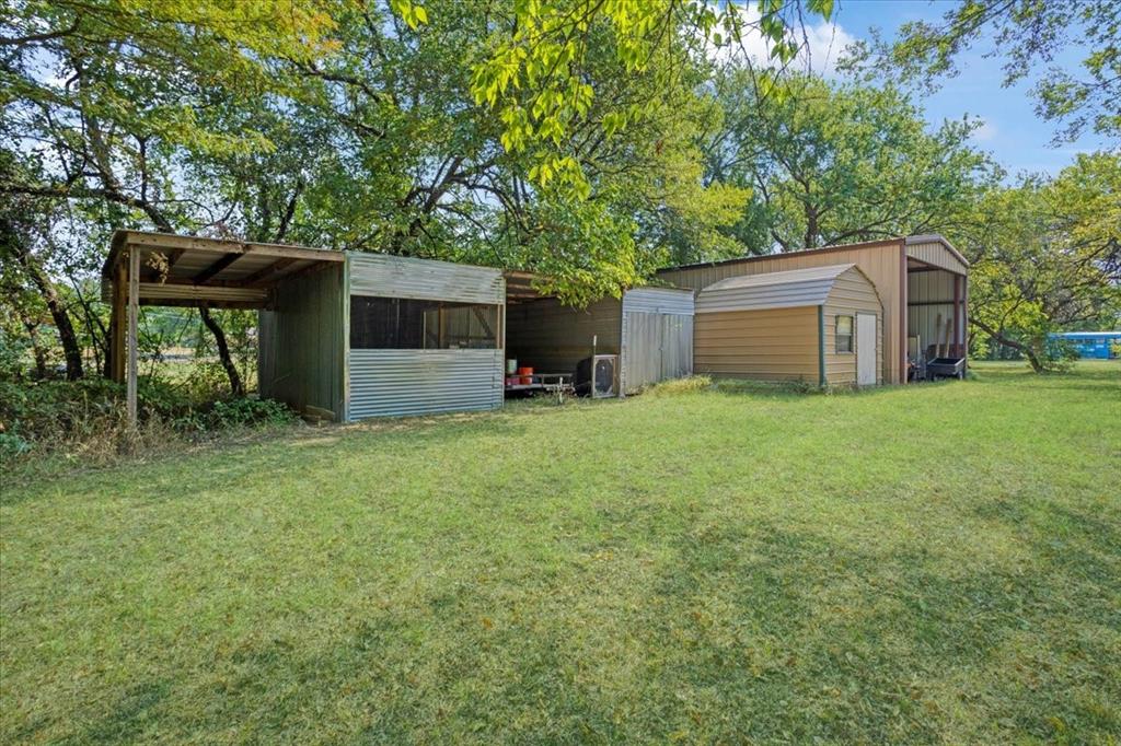 110 Bois D Arc Street Property Photo 37