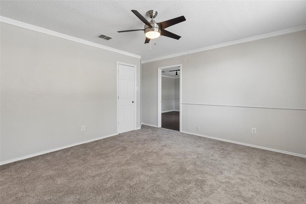 2901 Montague Trail Property Photo 27