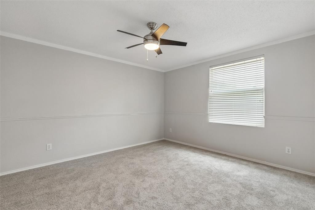 2901 Montague Trail Property Photo 31