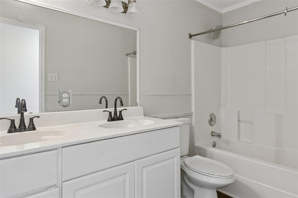 2901 Montague Trail Property Photo 33