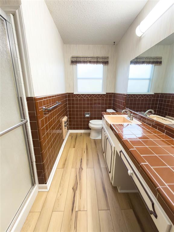 2117 Oakwood Lane Property Photo 5
