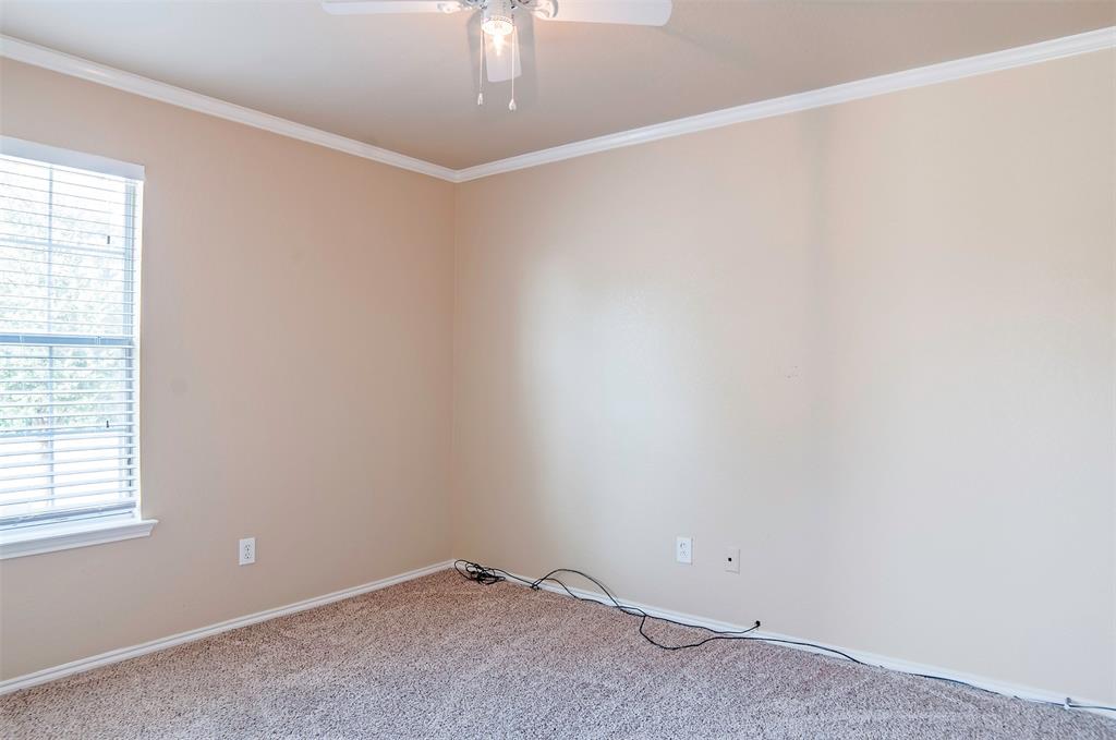 2056 Old Glory Lane Property Photo 10