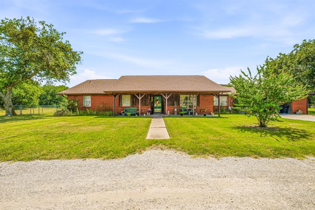 1642 Salesville Road Property Photo 1