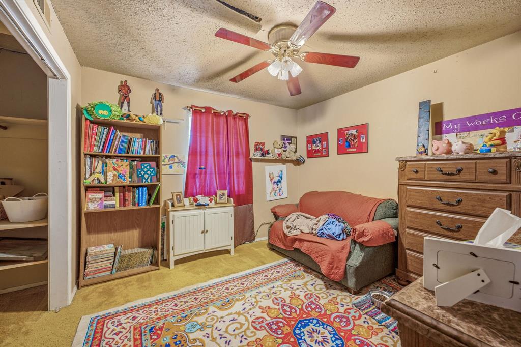 1642 Salesville Road Property Photo 15