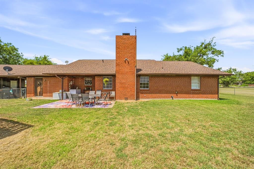 1642 Salesville Road Property Photo 25