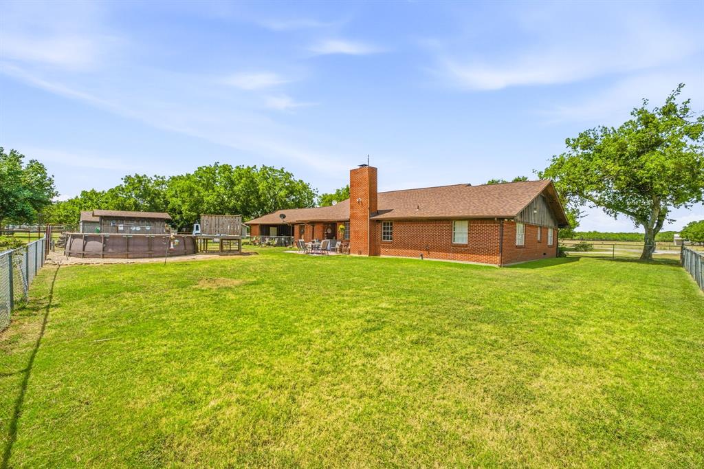 1642 Salesville Road Property Photo 26