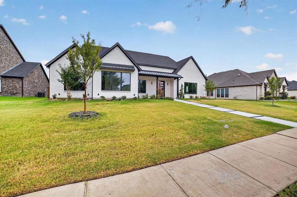 1011 Devonshire Drive Property Photo 6