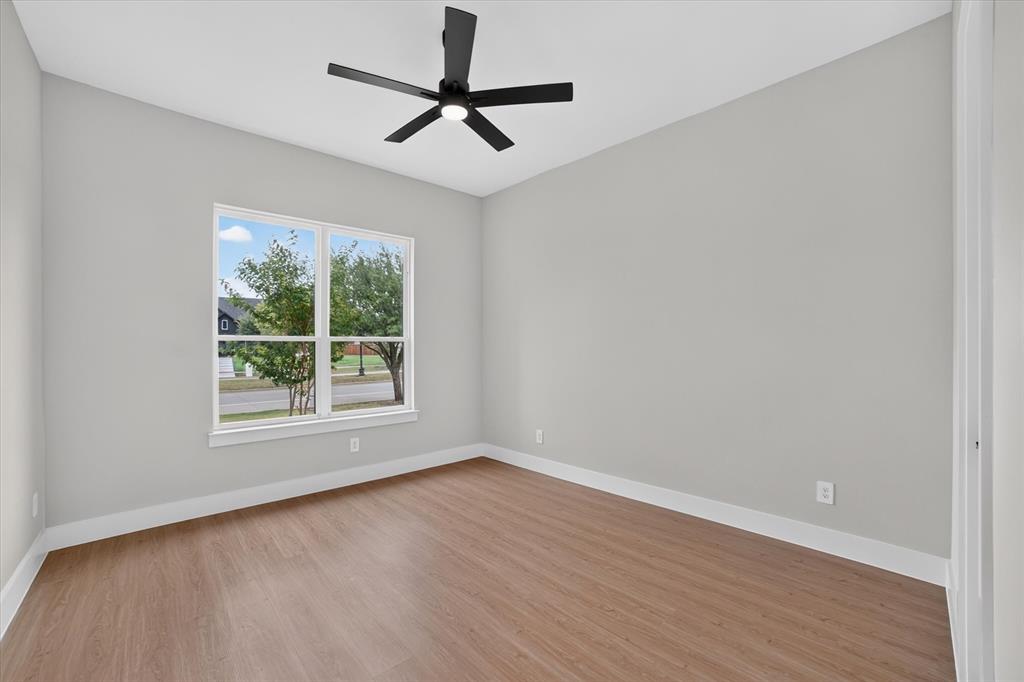 1011 Devonshire Drive Property Photo 19