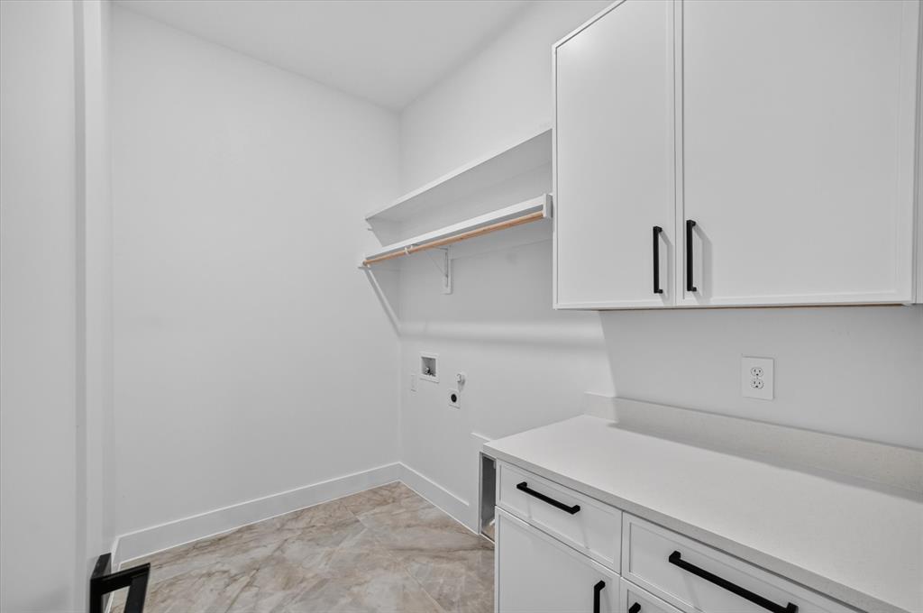 1011 Devonshire Drive Property Photo 23