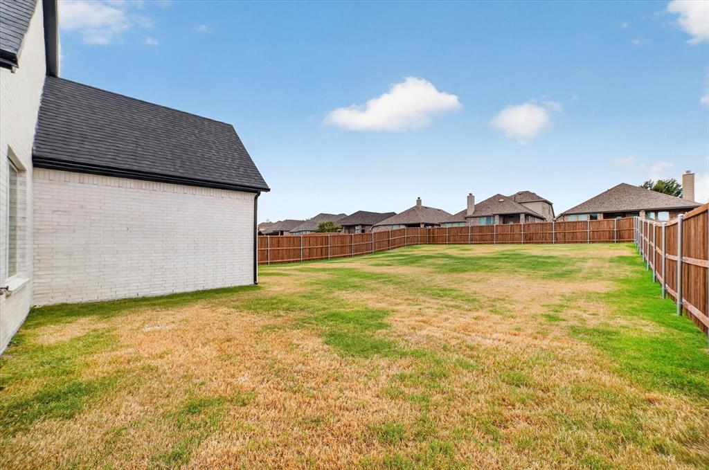 1011 Devonshire Drive Property Photo 33
