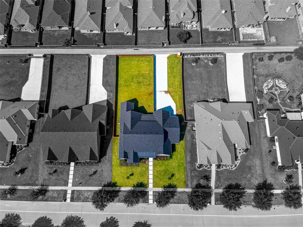1011 Devonshire Drive Property Photo 37