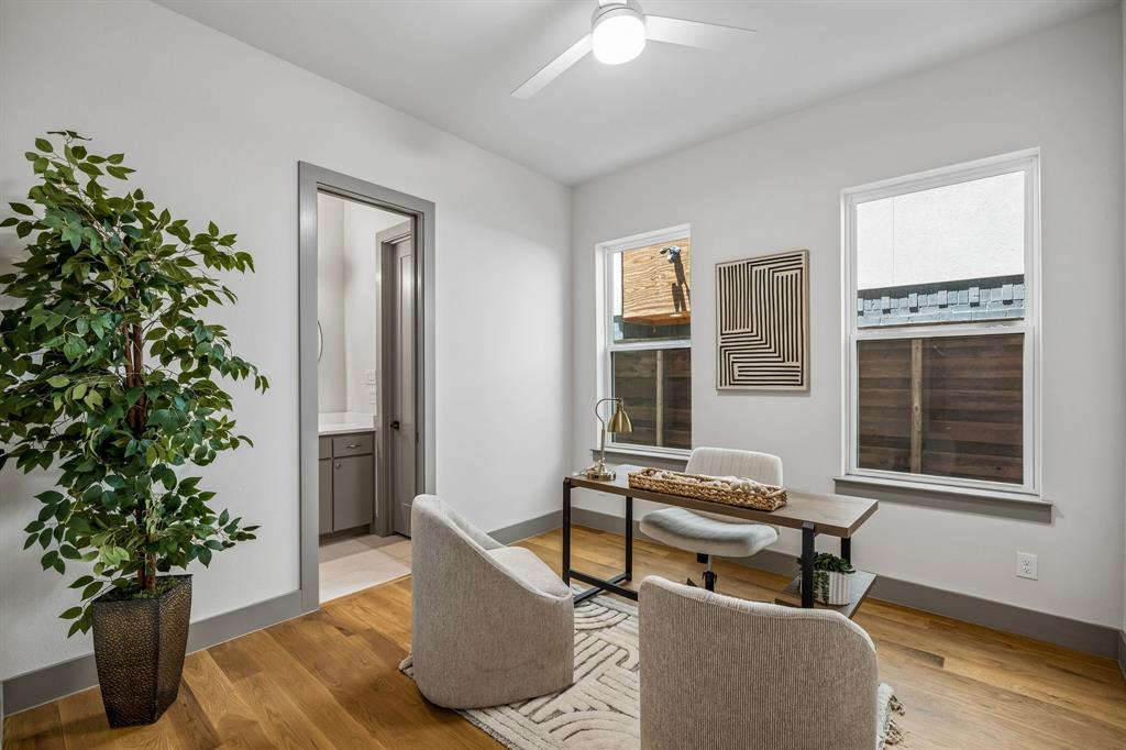 412 Avenue L Property Photo 18