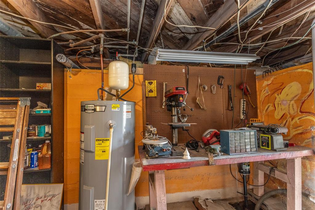 1118 S Lindsay Street Property Photo 34