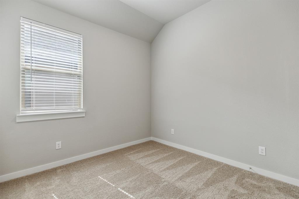 707 Knox River Drive Property Photo 23