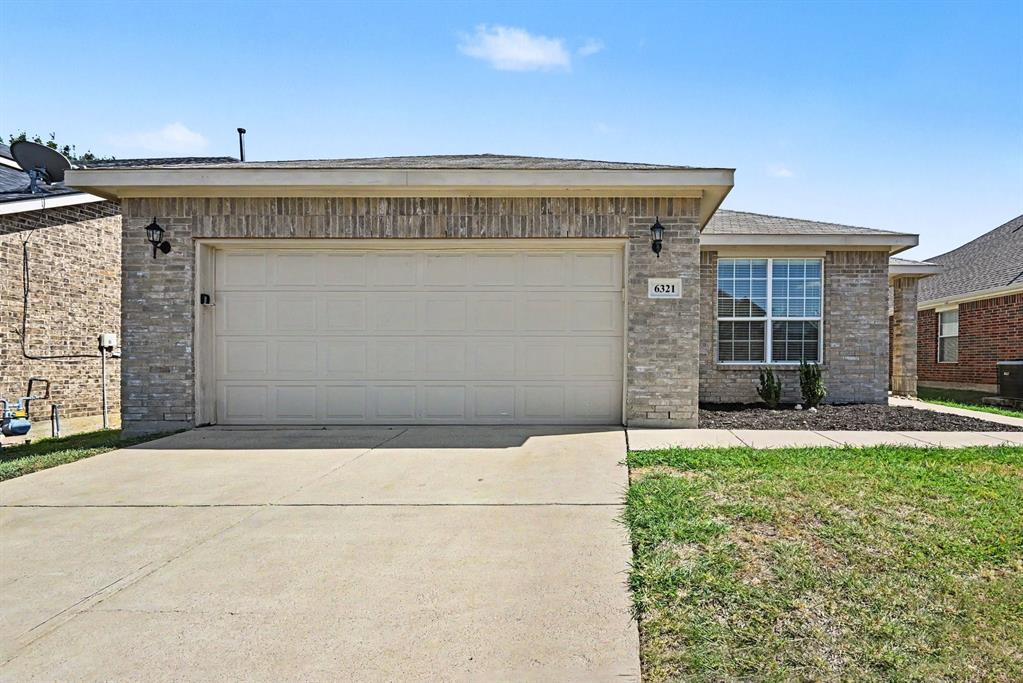 6321 Ferncreek Lane Property Photo 1
