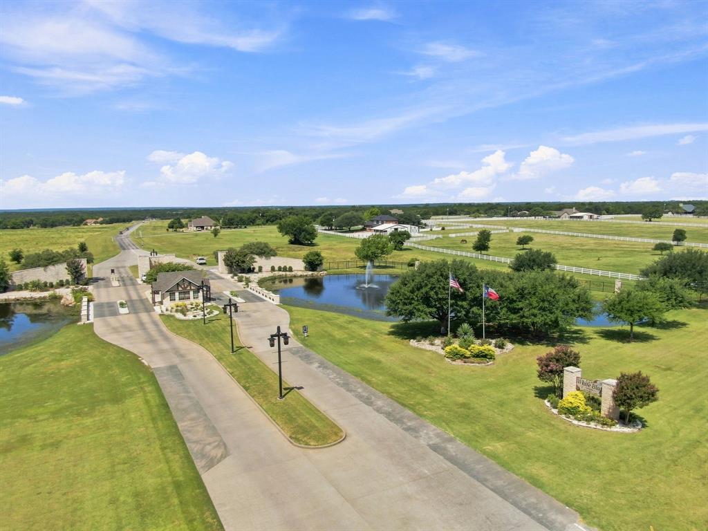 16046 Faircrest Drive Property Photo 3