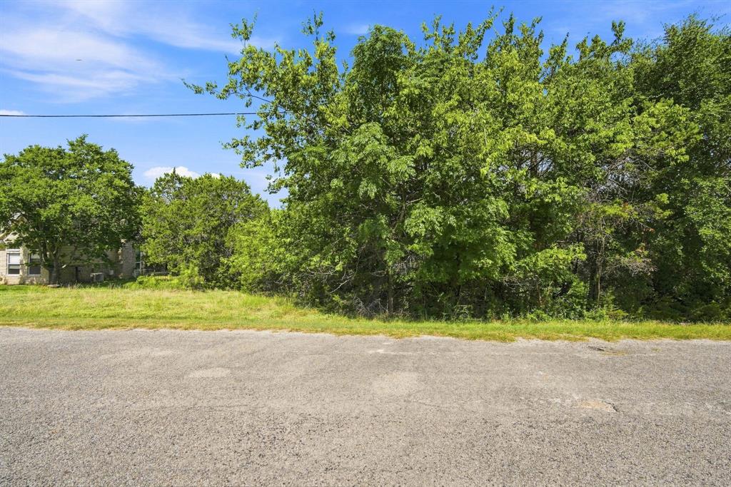 16046 Faircrest Drive Property Photo 15
