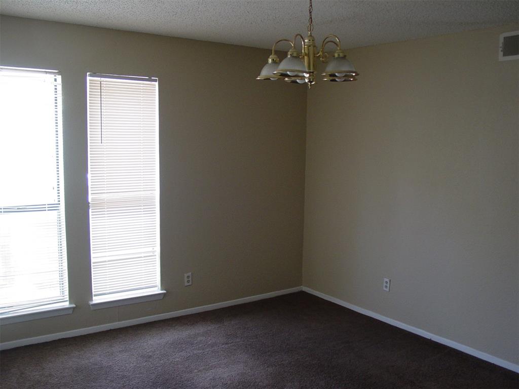 9605 Walnut Street 12104 Property Photo 2
