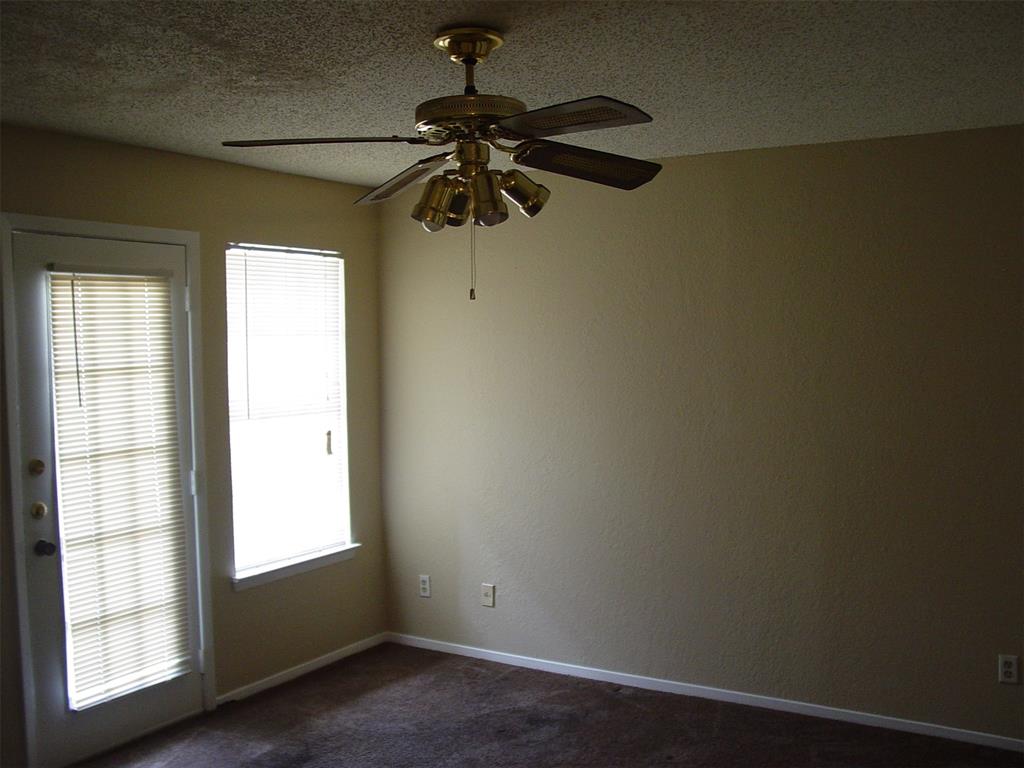 9605 Walnut Street 12104 Property Photo 7