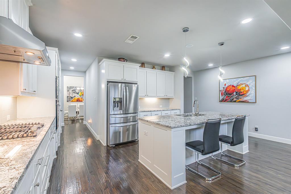 2517 Saffire Way Property Photo 8