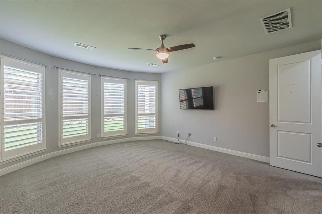 2517 Saffire Way Property Photo 18