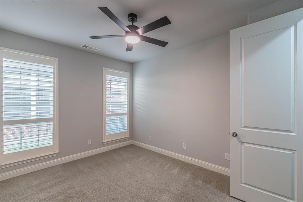 2517 Saffire Way Property Photo 24