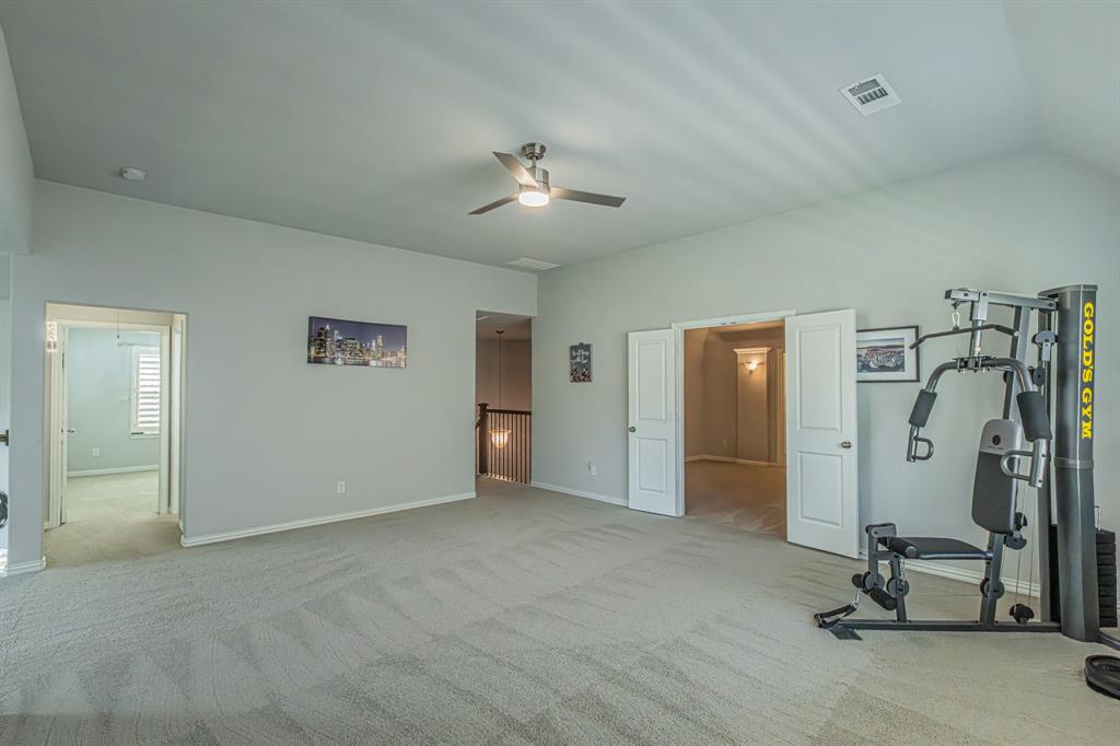 2517 Saffire Way Property Photo 28