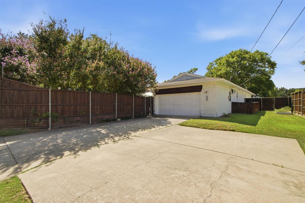 2202 Custer Parkway Property Photo 31