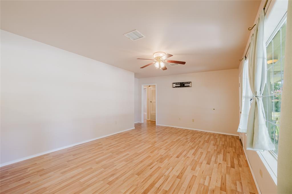 649 E Short Avenue Property Photo 6