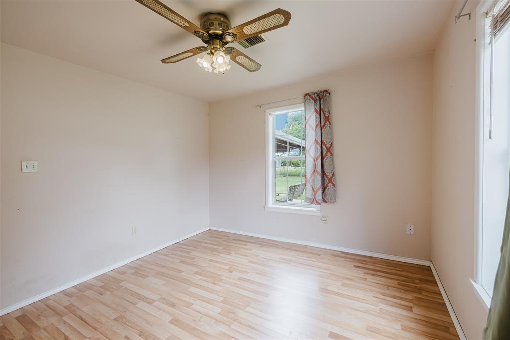 649 E Short Avenue Property Photo 19