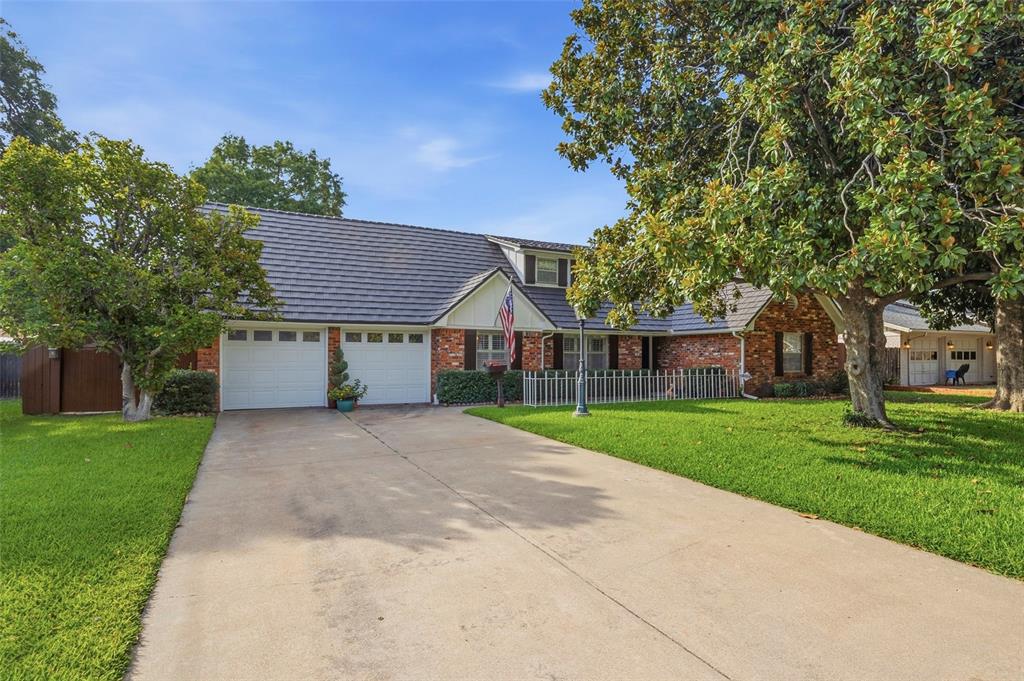 4705 Comita Avenue Property Photo 2