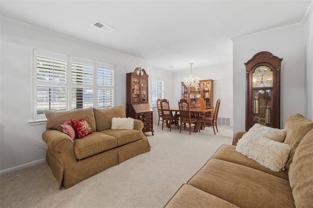 4705 Comita Avenue Property Photo 4