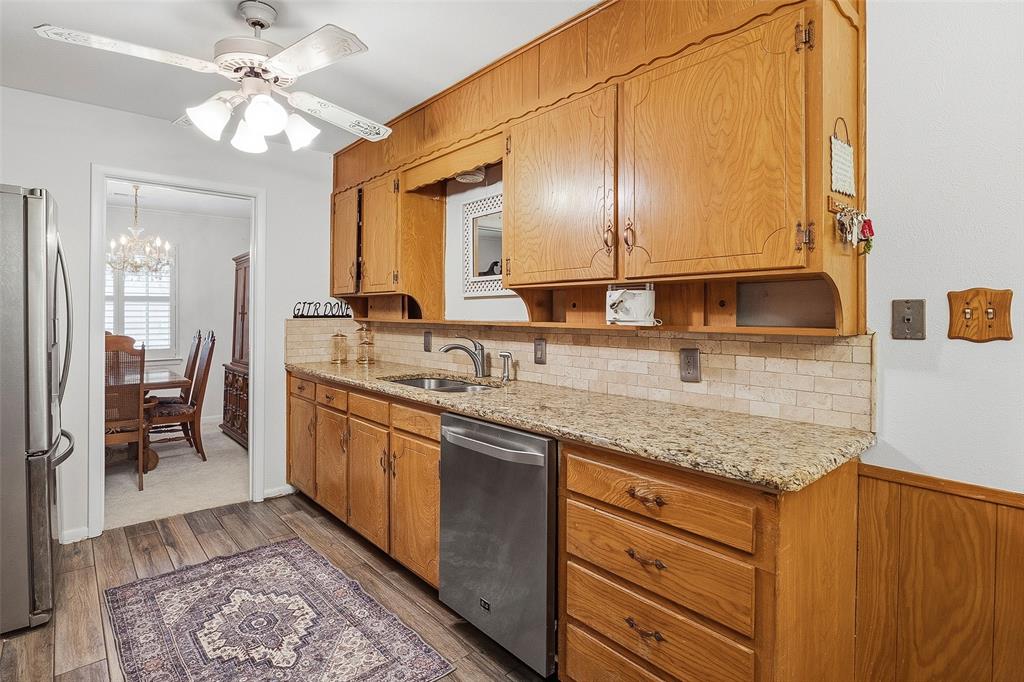 4705 Comita Avenue Property Photo 13