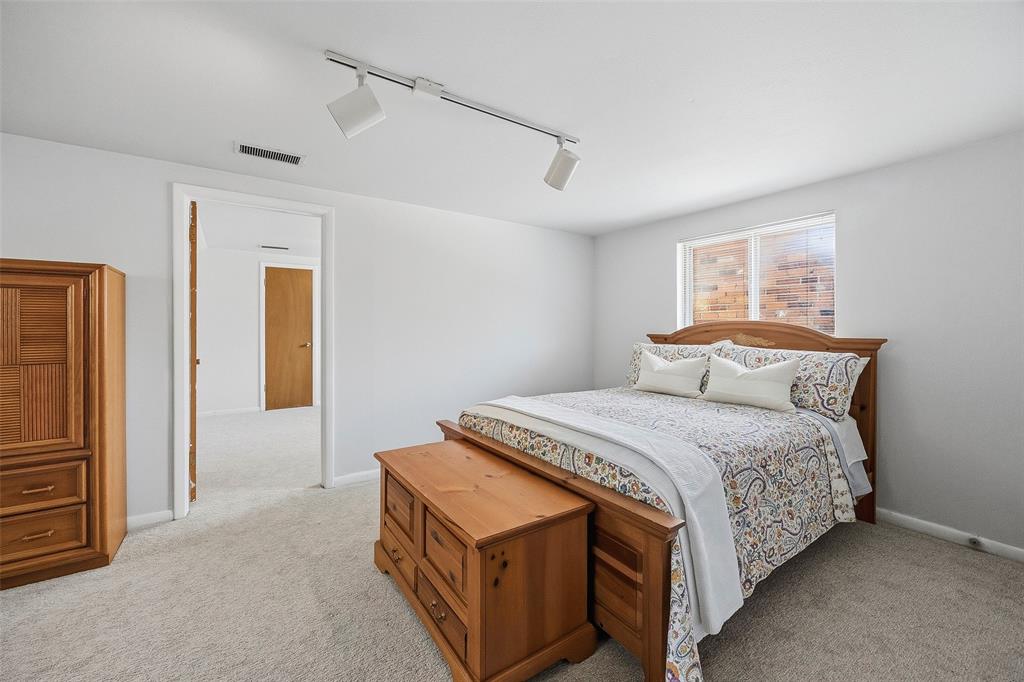 4705 Comita Avenue Property Photo 25
