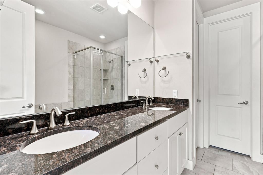 1114 S Adams Street Property Photo 33